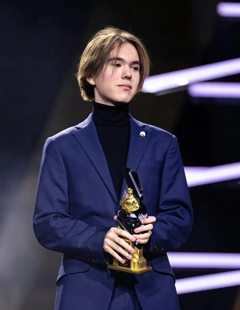 San绝活中单泽丽爆炸输出 Cat巴德关键大招 Cat队扳平比分